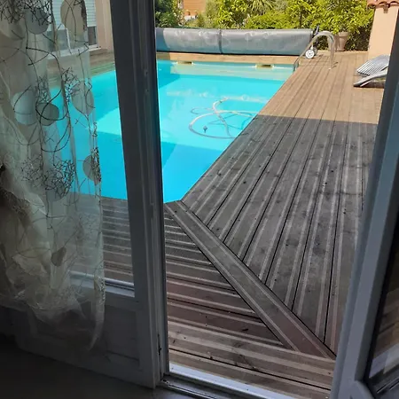 Maison Avec Piscine 度假居 *